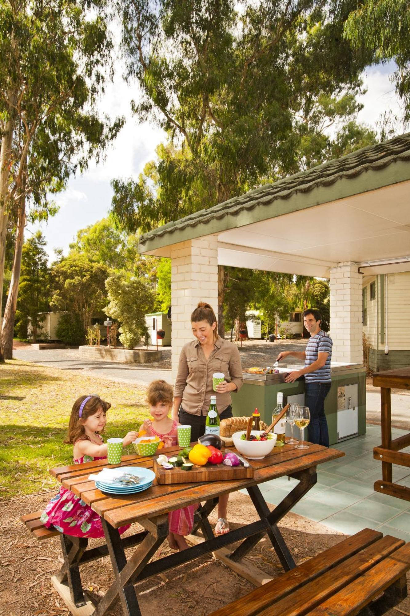 Crystal Brook Tourist Park Otel Doncaster East Dış mekan fotoğraf